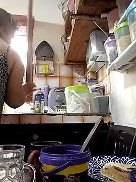 NaNa_tATa from StripChat