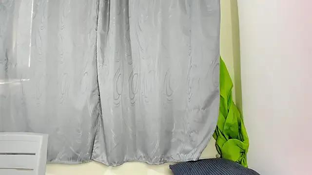 NanakoDollx from StripChat