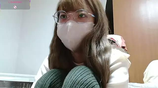 nanasechan73 from StripChat