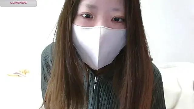 nanasechan73 from StripChat
