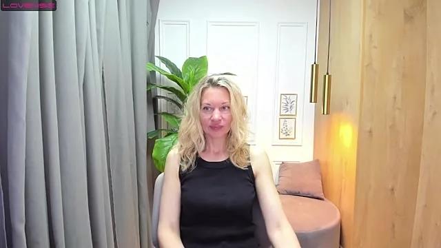 Try our streaming cams variety and talk on a personal level with our adorable girls streamers, showing off their bountiful shapes and dildos.
