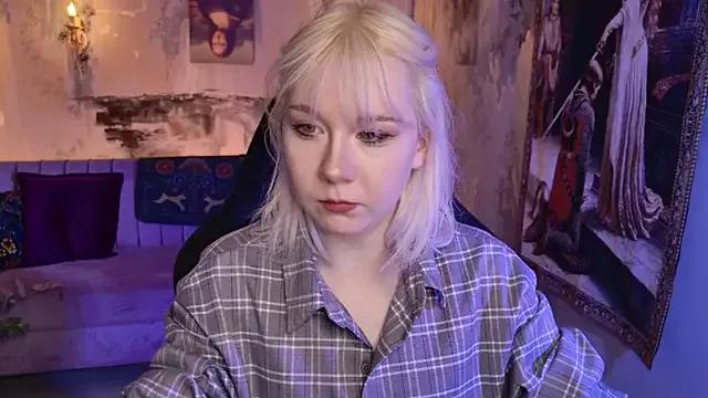 Try our streaming cams variety and talk on a personal level with our adorable girls streamers, showing off their bountiful shapes and dildos.