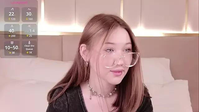 Try our streaming cams variety and talk on a personal level with our adorable girls streamers, showing off their bountiful shapes and dildos.