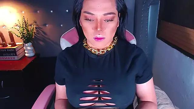 NancySy from StripChat