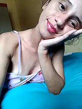 Nandasant09 from StripChat