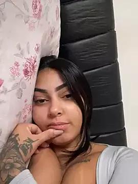 Nandinha777 from StripChat