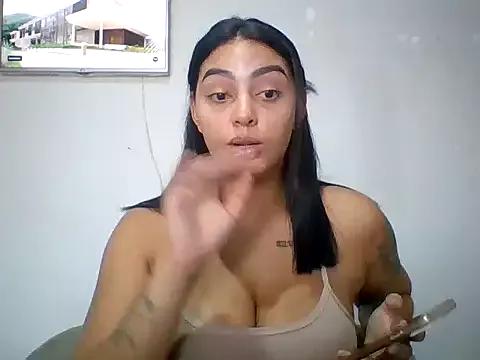 Nandinha777 from StripChat