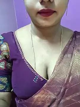 Nanditha26 from StripChat