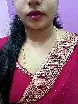 Nanditha26 from StripChat