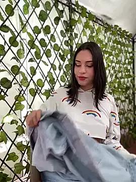 Try our streaming cams variety and talk on a personal level with our adorable girls streamers, showing off their bountiful shapes and dildos.