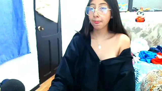 Nanilux from StripChat