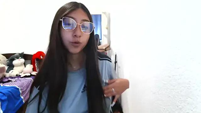 Nanilux from StripChat