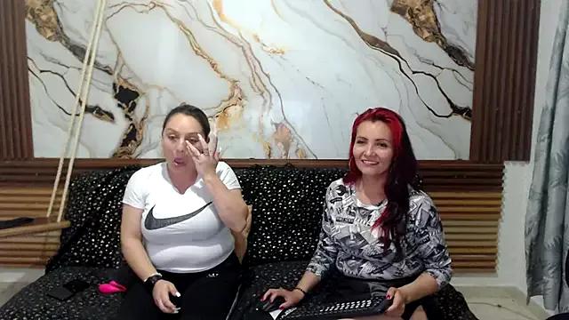nanis_milf from StripChat