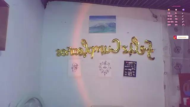 Naomi_mooon2 from StripChat is Freechat