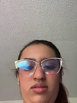 naomirouse_ from StripChat is Freechat