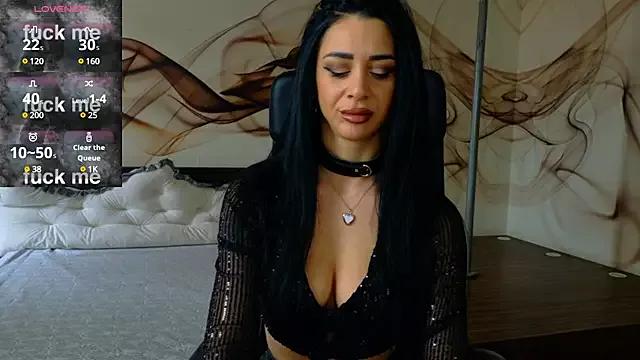 Try our streaming cams variety and talk on a personal level with our adorable girls streamers, showing off their bountiful shapes and dildos.