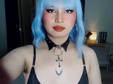 Try our streaming cams variety and talk on a personal level with our adorable girls streamers, showing off their bountiful shapes and dildos.