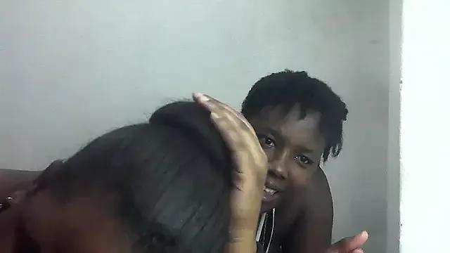 Nara_thiara30 from StripChat