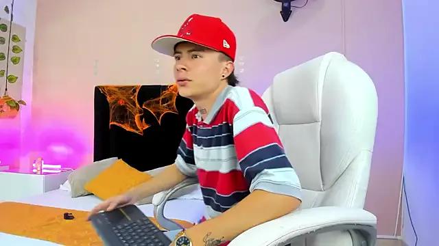 Nascary_Fox from StripChat