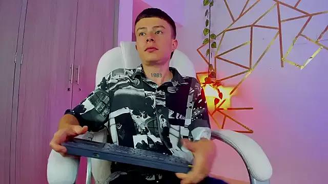 Nascary_Fox from StripChat
