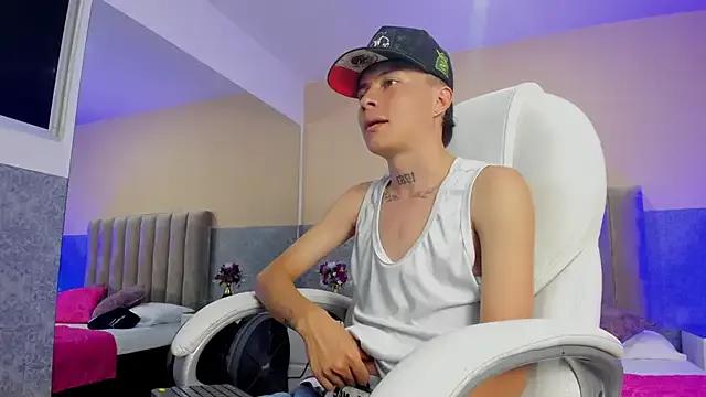 Nascary_Fox from StripChat