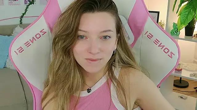 Nata_Christat from StripChat is Freechat
