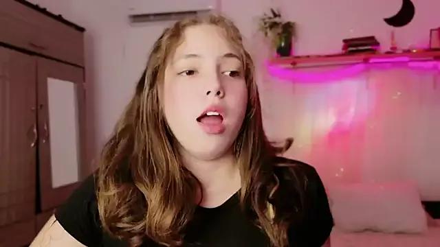 Natalia_novna from StripChat is Freechat