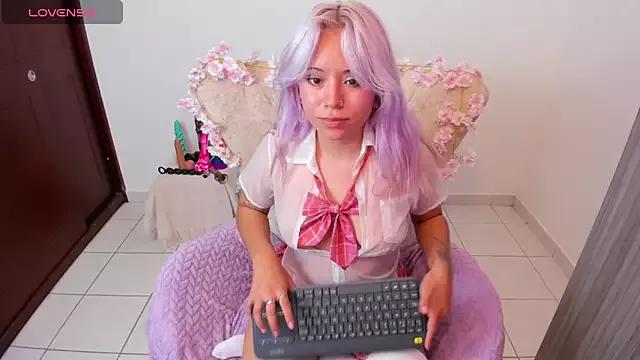 Try our streaming cams variety and talk on a personal level with our adorable girls streamers, showing off their bountiful shapes and dildos.