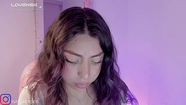 natalie_jaensen from StripChat