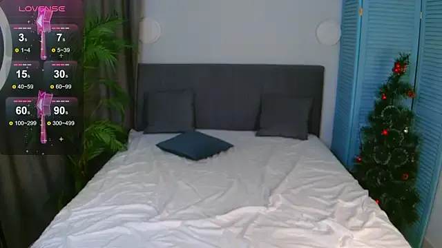 NatalieGold on StripChat 