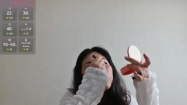 nataliesodaaa from StripChat is Freechat