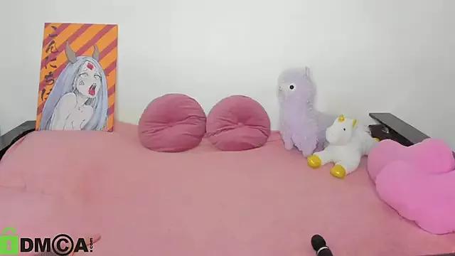 Try our streaming cams variety and talk on a personal level with our adorable girls streamers, showing off their bountiful shapes and dildos.