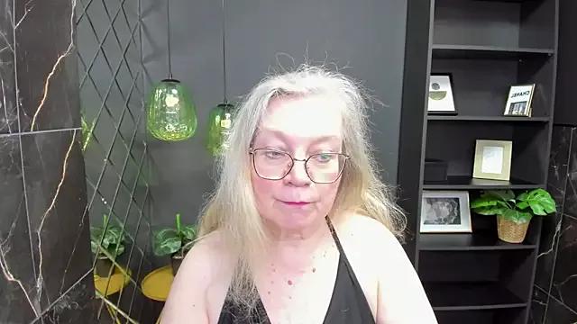 NataliMellow from StripChat