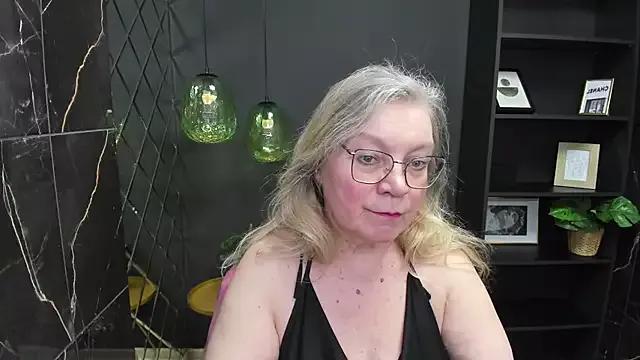 NataliMellow from StripChat