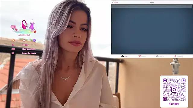 Natalimuur from StripChat is Freechat