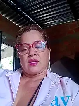 natally_ross21 from StripChat