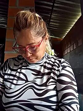 natally_ross21 from StripChat
