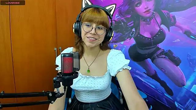 Nataly_Cloud from StripChat is Freechat