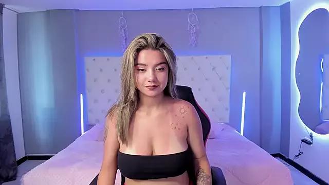 Try our streaming cams variety and talk on a personal level with our adorable girls streamers, showing off their bountiful shapes and dildos.