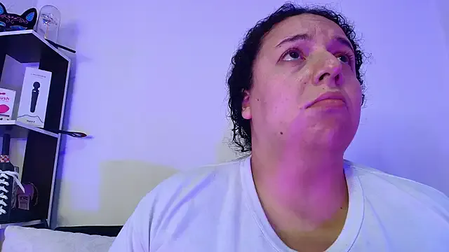 Natasha_Amber from StripChat is Freechat