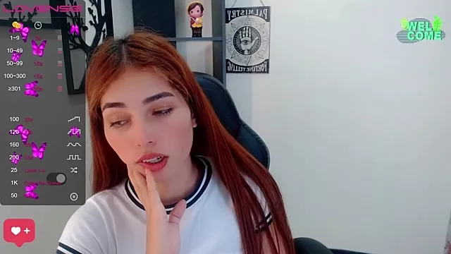 Natasha_Ferrec from StripChat