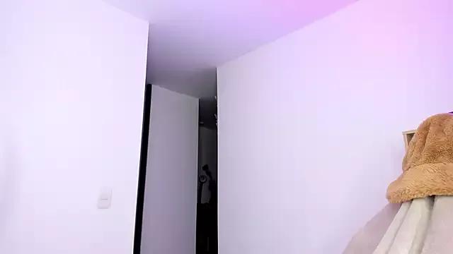 Natasna2 from StripChat