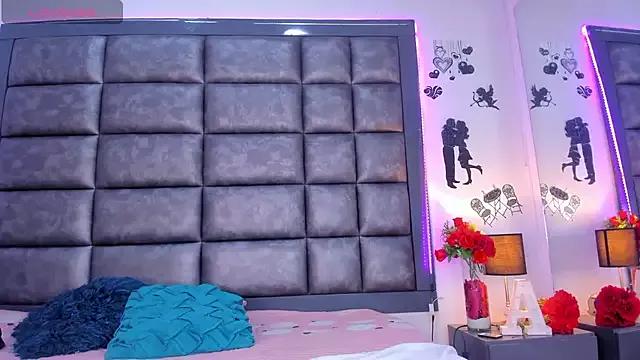 Try our streaming cams variety and talk on a personal level with our adorable girls streamers, showing off their bountiful shapes and dildos.