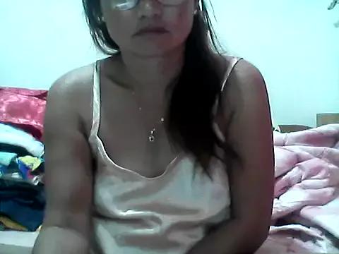 nathalie0045 from StripChat is Freechat
