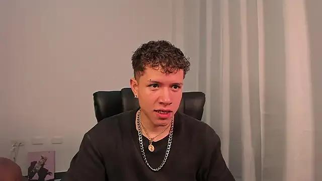 nathan_blake from StripChat is Freechat