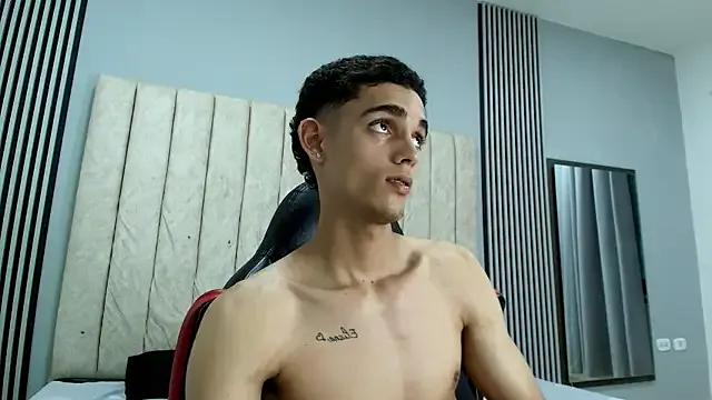 nathan_shimmer from StripChat is Freechat