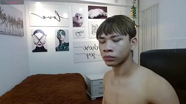 nathanclay from StripChat is Freechat