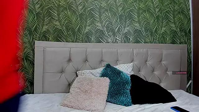 Try our streaming cams variety and talk on a personal level with our adorable girls streamers, showing off their bountiful shapes and dildos.