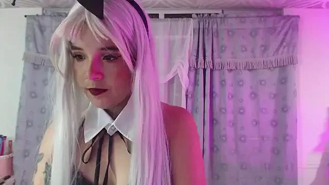 Try our streaming cams variety and talk on a personal level with our adorable girls streamers, showing off their bountiful shapes and dildos.