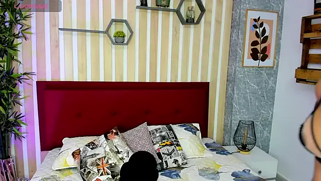 Nattasha_Brown on StripChat 